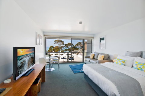 Lorne Bay View Motel - Accommodation Brisbane 13