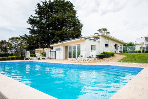 The Cottage - Accommodation Brisbane 8