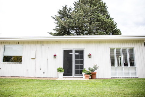 The Cottage - Accommodation Brisbane 9