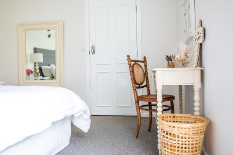 The Cottage - Accommodation Brisbane 19