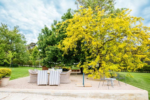 The Cottage - Accommodation Brisbane 5