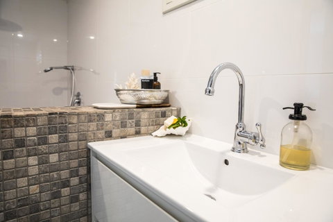 The Cottage - Accommodation Brisbane 16