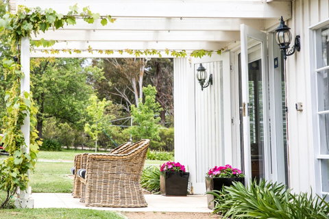 The Cottage - Accommodation Brisbane 10