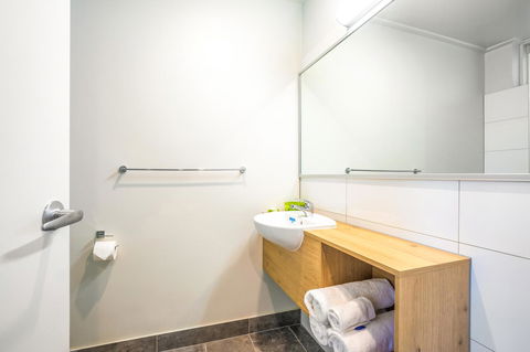 Nightcap At Keysborough Hotel - Accommodation Brisbane 3