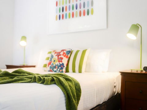 Boutique Stays Sandyside- Sandringham Villa Units - Accommodation Brisbane 9