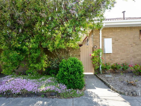 Boutique Stays Sandyside- Sandringham Villa Units - Accommodation Brisbane 1