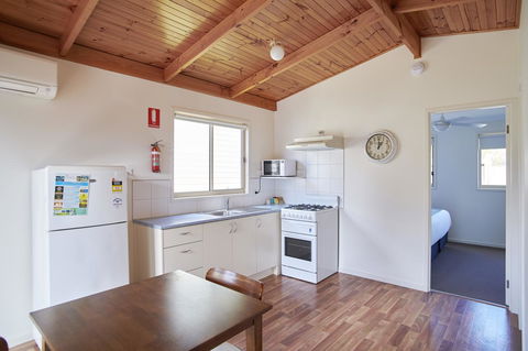 Amaroo Park - Accommodation Brisbane 11