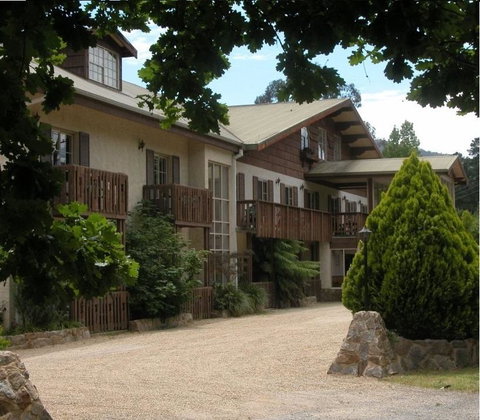 Bright Chalet - Accommodation Brisbane 1