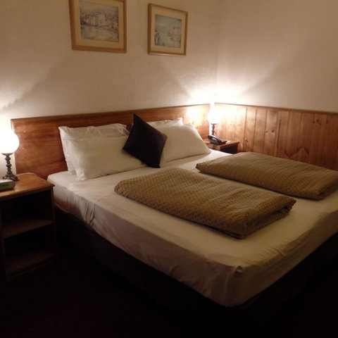 Bright Chalet - Accommodation Brisbane 5