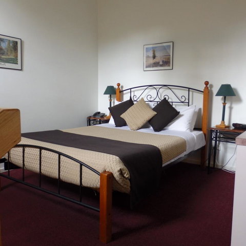 Bright Chalet - Accommodation Brisbane 3