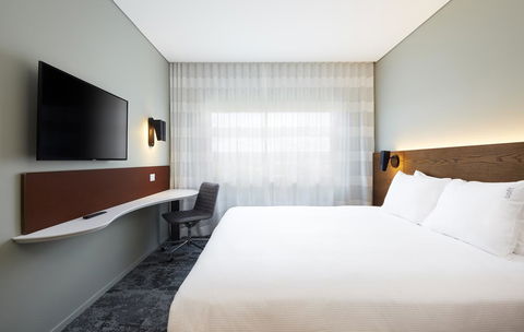 Holiday Inn Express Melbourne Southbank, An IHG Hotel - Accommodation Brisbane 13