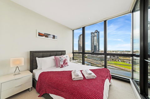 Best Views On Collins - Accommodation Brisbane 35