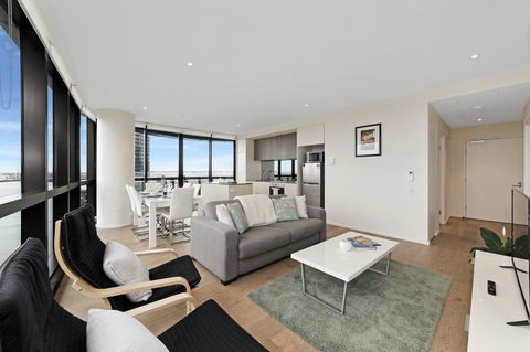 Best Views On Collins - Accommodation Brisbane 25