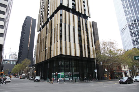 Melbourne Empire Apartments - Accommodation Brisbane 2