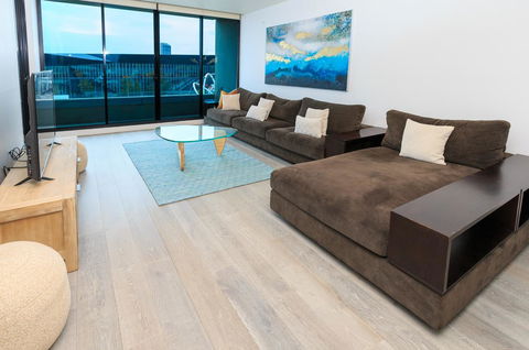 Waterfront Melbourne Apartments - Accommodation Brisbane 13