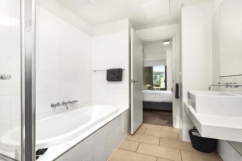 Waterfront Melbourne Apartments - Accommodation Brisbane 43