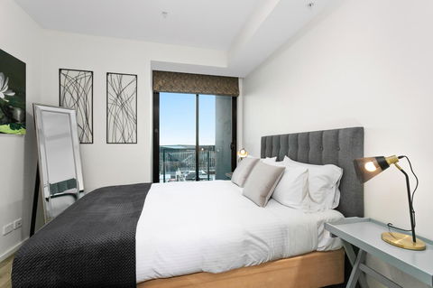 Waterfront Melbourne Apartments - Accommodation Brisbane 12