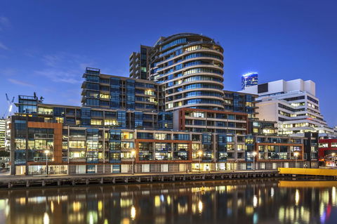 Waterfront Melbourne Apartments - Accommodation Brisbane 0