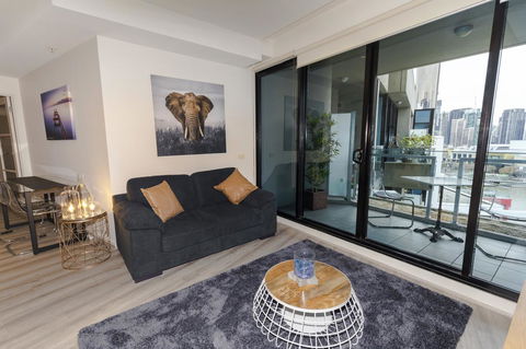 Waterfront Melbourne Apartments - Accommodation Brisbane 42