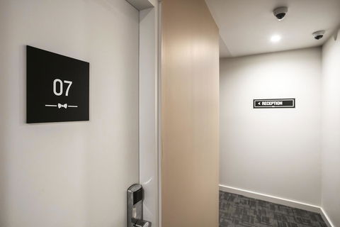 Nightcap At The Cheeky Squire - Accommodation Brisbane 25