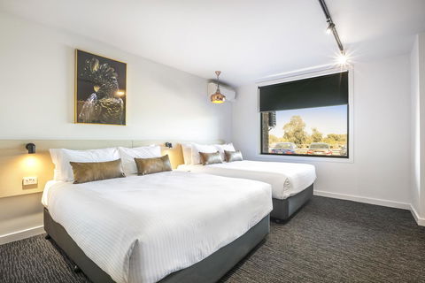 Nightcap At The Cheeky Squire - Accommodation Brisbane 19