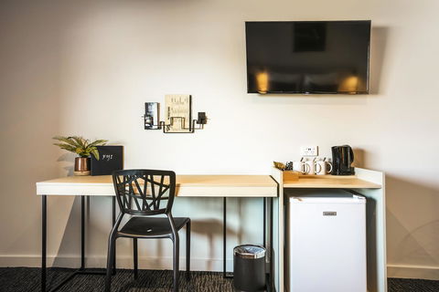 Nightcap At The Cheeky Squire - Accommodation Brisbane 21