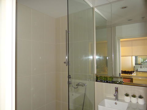 Amazing Accommodations: Vogue - Accommodation Brisbane 1