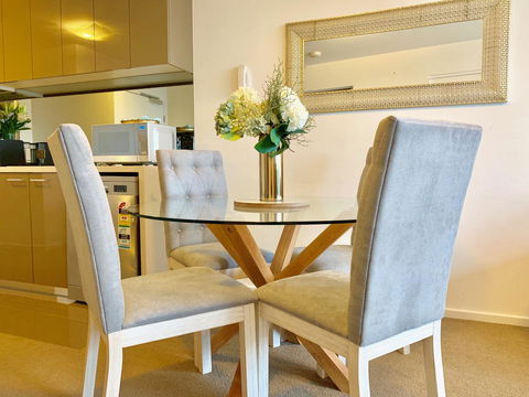 Luxury Apartments With View - Accommodation Brisbane 4