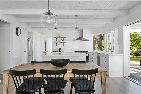 Oasis On Grange - Accommodation Brisbane 5