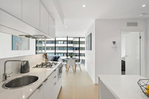 Complete Host Tiara Apartments - Accommodation Brisbane 38