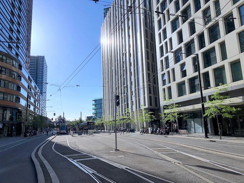 Pride Docklands Waterfront Apartment City View - Accommodation Brisbane 4