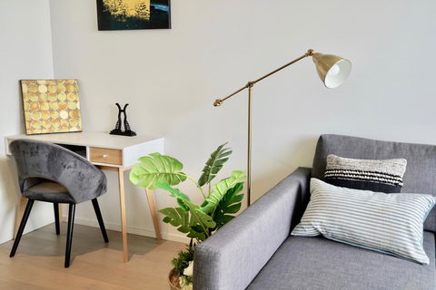 Pride Docklands Waterfront Apartment City View - Accommodation Brisbane 15