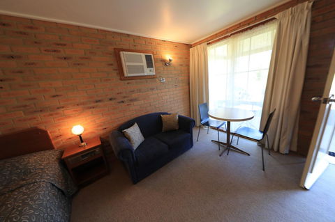 Quays Motel San Remo - Accommodation Brisbane 2
