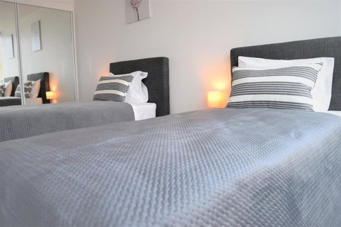 Executive Stay Little Collins Street - Accommodation Brisbane 5