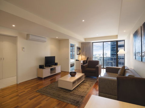 Oaks Melbourne On Lonsdale Suites - Accommodation Brisbane 6