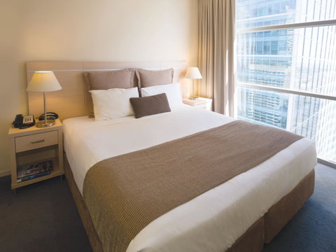 Oaks Melbourne On Lonsdale Suites - Accommodation Brisbane 3
