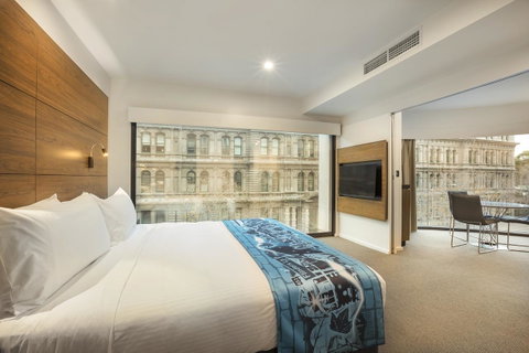 Hotel Indigo Melbourne On Flinders, An IHG Hotel - Accommodation Brisbane 11