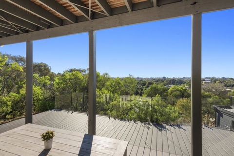 Beachside House - Accommodation Brisbane 21