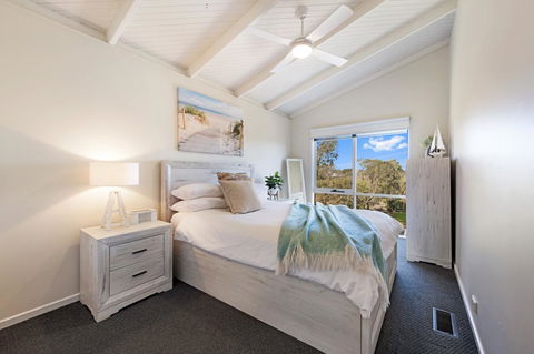 Beachside House - Accommodation Brisbane 14