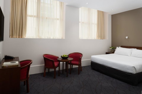 The Victoria Hotel - Accommodation Brisbane 11