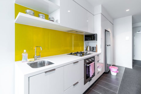 Melstay On Eporo Tower - Accommodation Brisbane 10