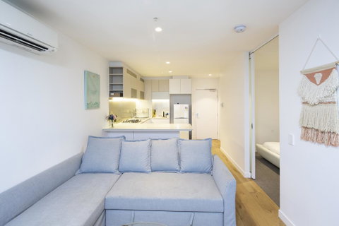 UrbanSuite The Wild Rosa Inn - Accommodation Brisbane 11