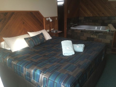 Pelicans Motel San Remo - Accommodation Brisbane 13