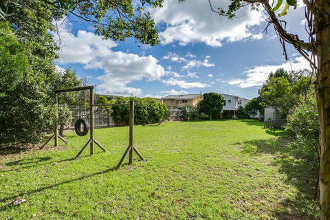 Beach Front Beauty - Ocean Front Views - Accommodation Brisbane 16