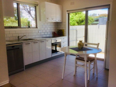 Avilla By The Bay - Accommodation Brisbane 16