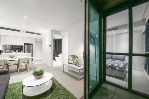 COZY 2BR Suites, FEDERATION SQUARE + FREE Parking - Accommodation Brisbane 1