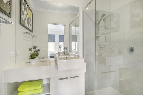 Marina Beach - Accommodation Brisbane 1