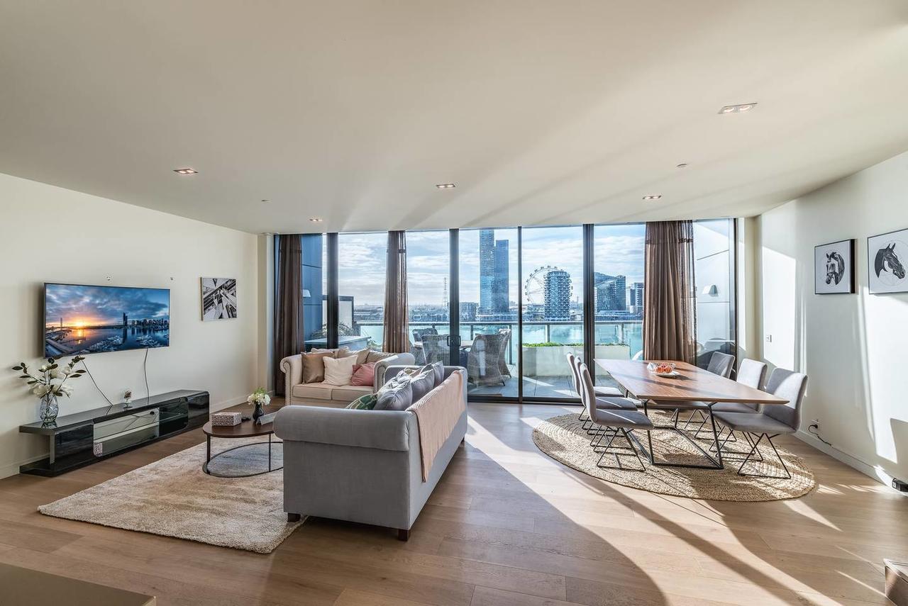 Docklands VIC Accommodation Brisbane