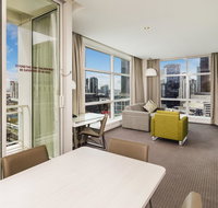 Clarion Suites Gateway - Accommodation Brisbane