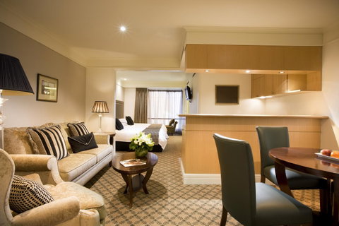 Stamford Plaza Melbourne - Accommodation Brisbane 1